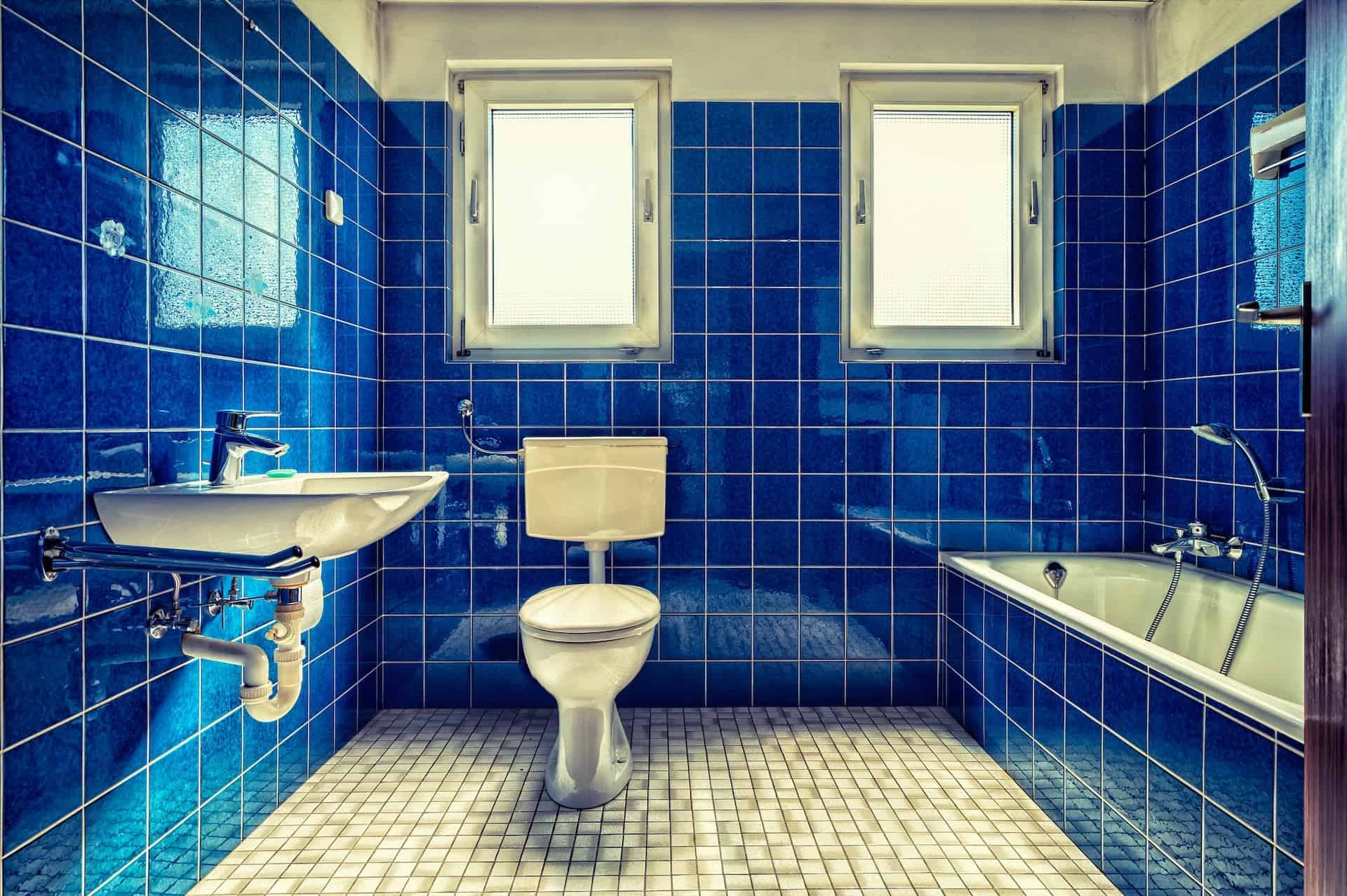Blue bathroom: Delightful hues and modern themes suggestions for your next remodeling project + The meaning of blue in interior design, 9, eurocraftswfl.com