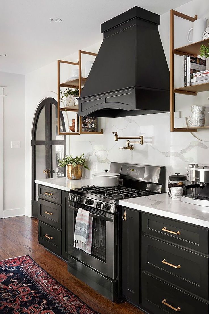Black kitchen, a bold design for exquisite taste: What NOT to do when redecorating + charming black kitchen themes and ideas, 13, eurocraftswfl.com