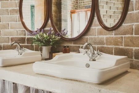 Mediterranean bathroom: tips & tricks that will help you bring the warmth of the Mediterranean into your home, 2, eurocraftswfl.com